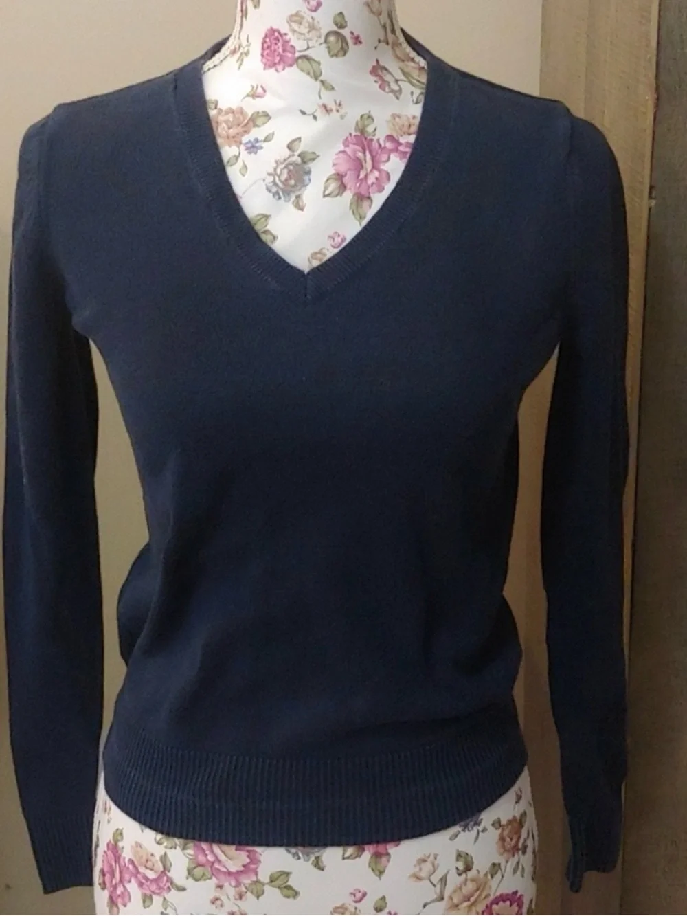 Old Navy Dark Navy V-Neck Long Sleeve Tee